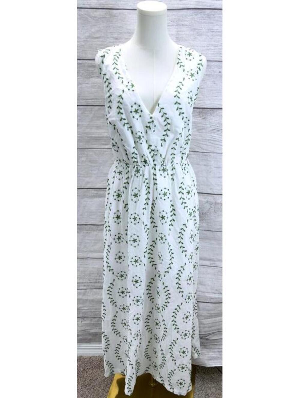 A New Day White Green Embroidery Open Back Maxi Sundress Size Medium